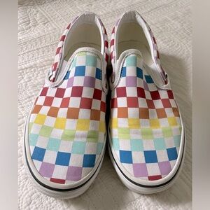 Unisex Vans classic slip-on rainbow checkerboard size 6